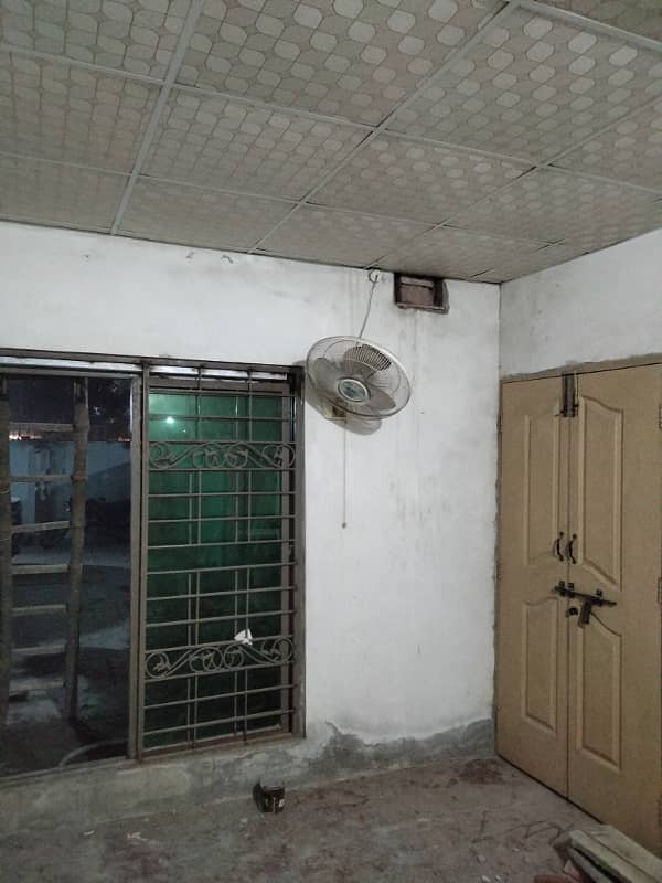 MIAN ESTATE OFFERS 240 sqft space for RENT FOR office/parlor 0