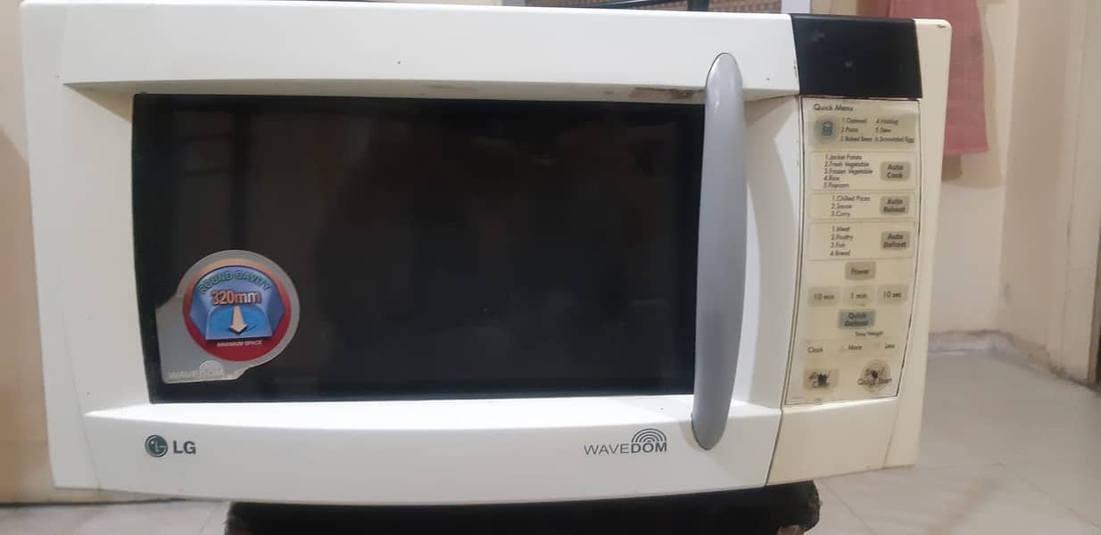 LG microwave for sale 0