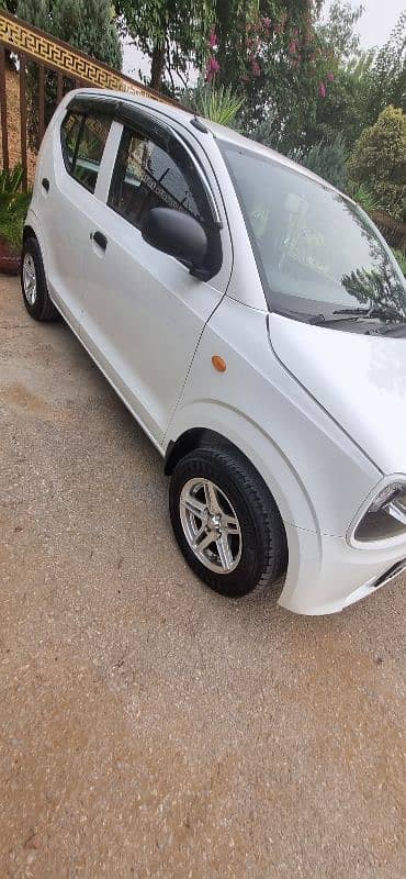 Suzuki Alto 2001 4