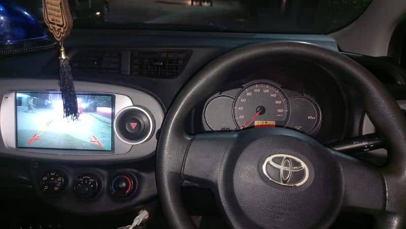 Toyota Vitz 2013 jewela Good condition for sale 3