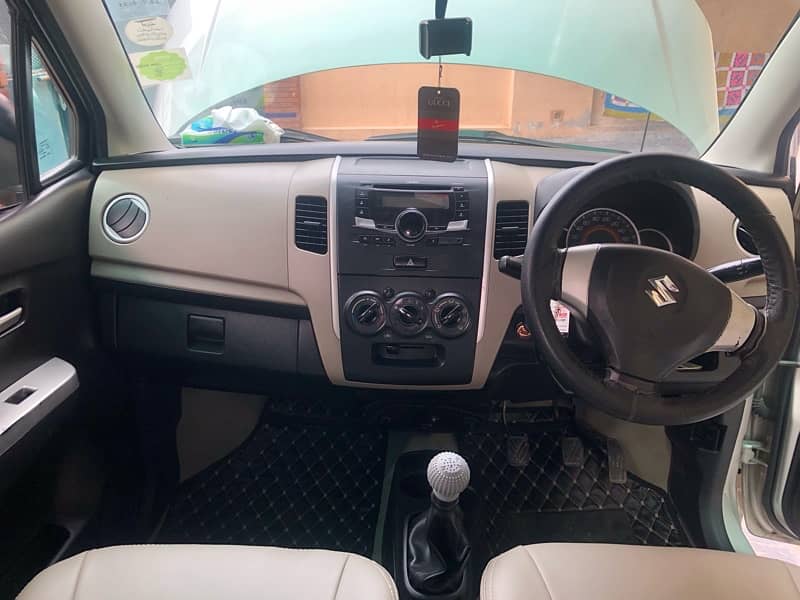 Suzuki Wagon R 2017 12