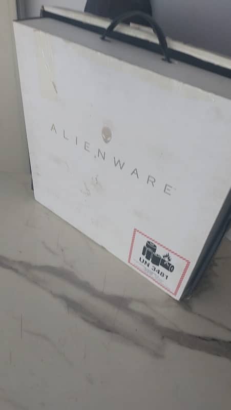 Alienware M15 Gaming Laptop - 8th Generation Intel Core i7-8750H 7