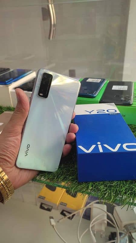 vivo y20 4 64 GB my WhatsApp number 0326=7545=267 0