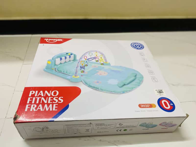 10/10 Condition Huanger Piano Fitness Frame for Babies – Like New! 8