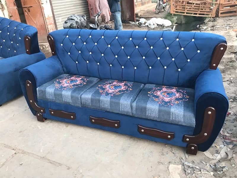 Five / Six / Seven Seater sofa sets on Whole sale price 18