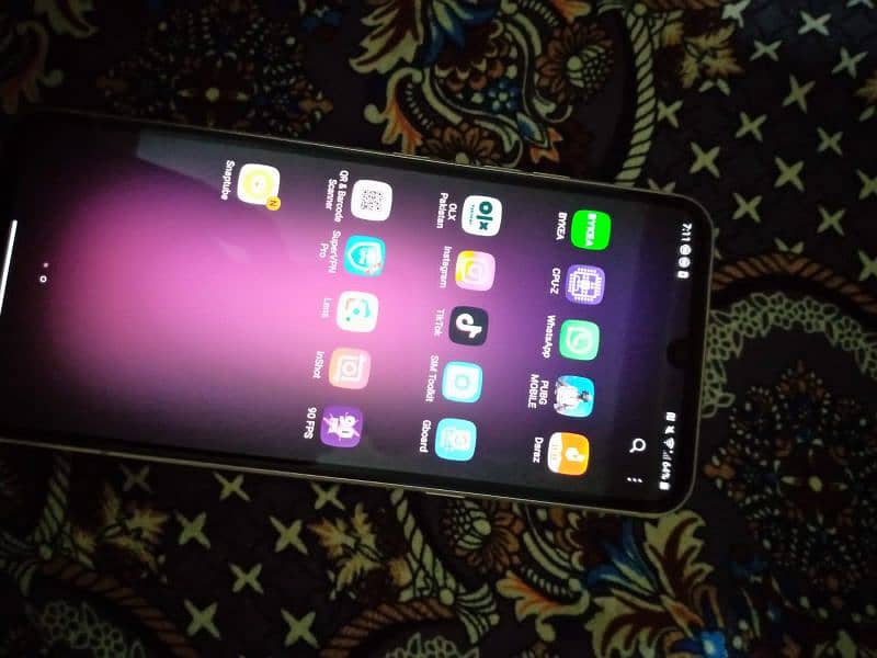 Lg V60 8/128 10/10 Condition 1