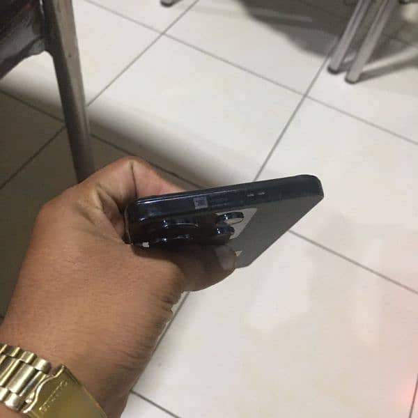 Infinix Note30 10/9 condition 6