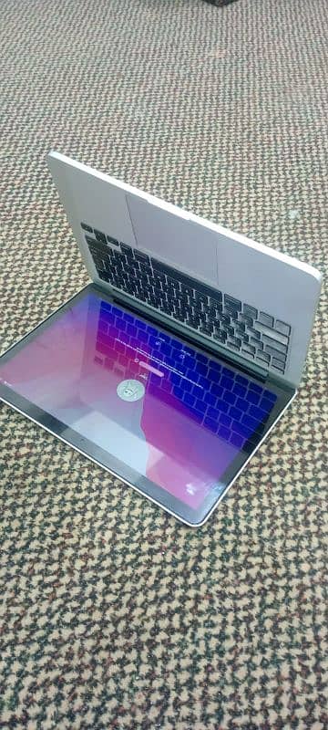 Macbok pro 8/256 intel core i 5 No fault No repair 6