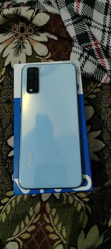 Vivo y20 10/10 condition 8