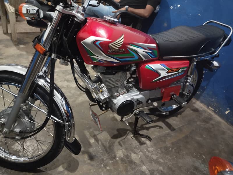 Honda CG 125 2023 3