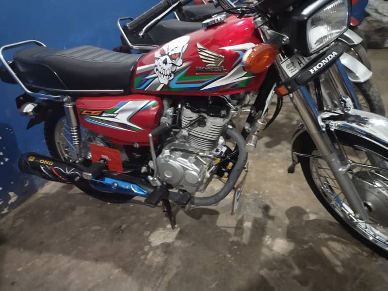 Honda CG 125 2023 4