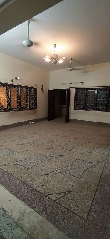 4 Bedroom Drawing Lounge 1st floor Portion 1000sqyd Main road Block I North Nazimabad 7