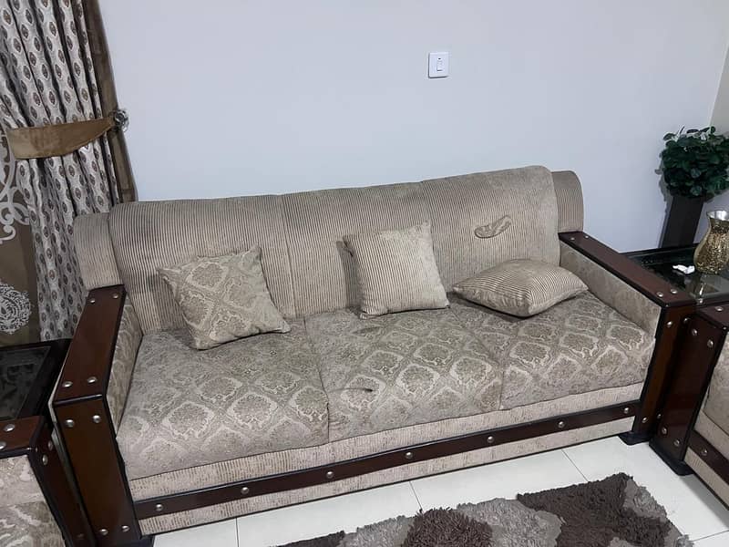 six seater sofa|Luxury sofa|6 seater sofa|sofa wooden poshish sofa 1