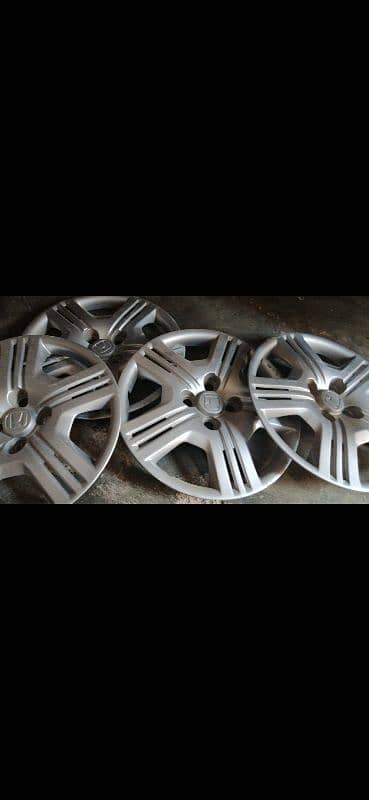 Honda city 19 model original tyre with rims 1