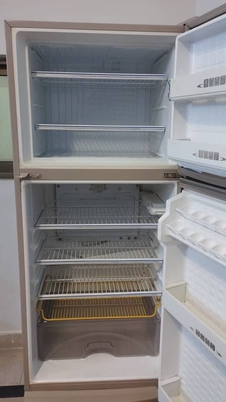 Dawlance Fridge 9170 WBD 2