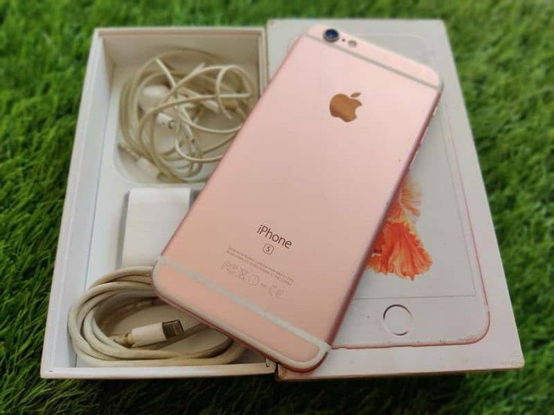 iPhone 6s plus 128GB with full box 0