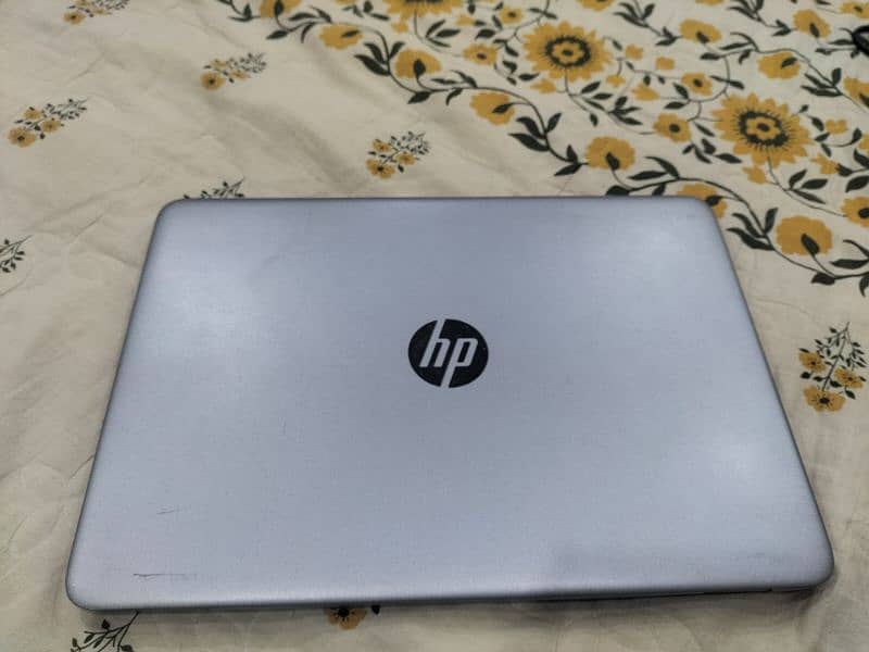 HP 14 Inch Touch Laptop 8/256 SSD 5