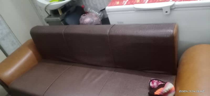 three seater sofa come bed 3