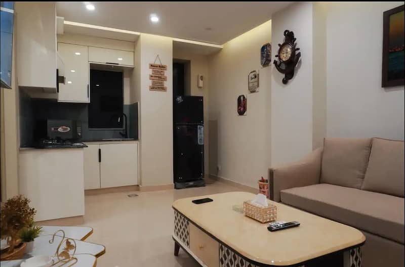 One bedroom apartment for rent on daily basis in bahria town lahore 2