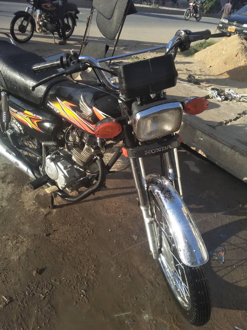 Honda CG 125 2021 Karachi number full genuine 8