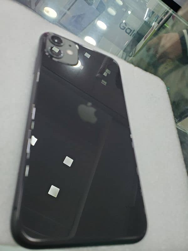 iPhone  11 pta 1