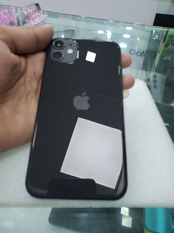 iPhone  11 pta 3