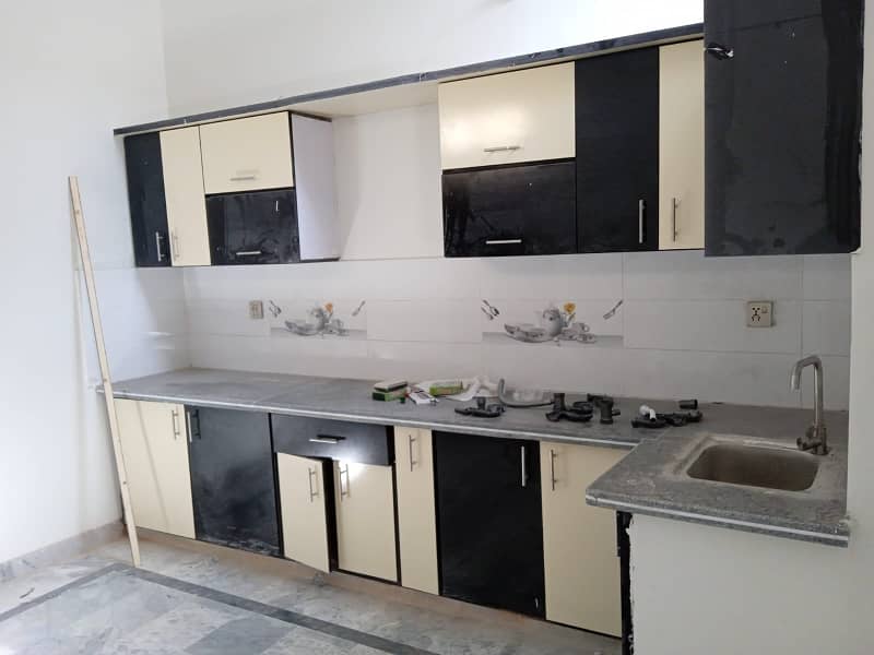 2 Bed DD (1st Floor ) West open Dehli sauda gran society Jama Millia 0