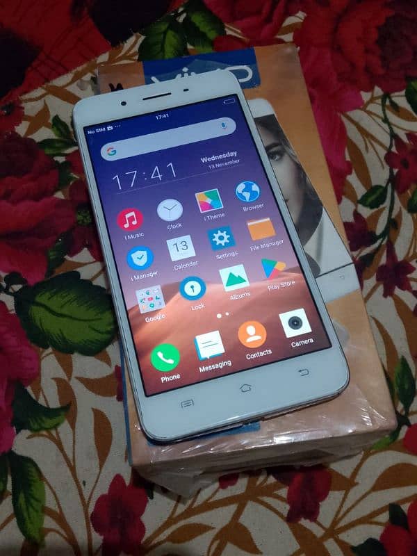 vivo y55A with box 0