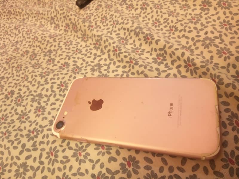 iPhone 7 128 Gb 0