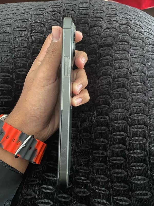 IPHONE 13 PRO MAX 256 GB NON PTA EXCHANGE POSIBLE 4