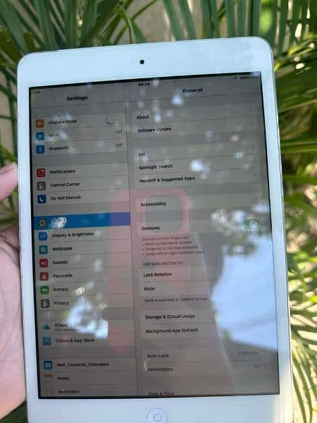 ipad mini 5 with box 256gb WhatsApp number 03407399480 1