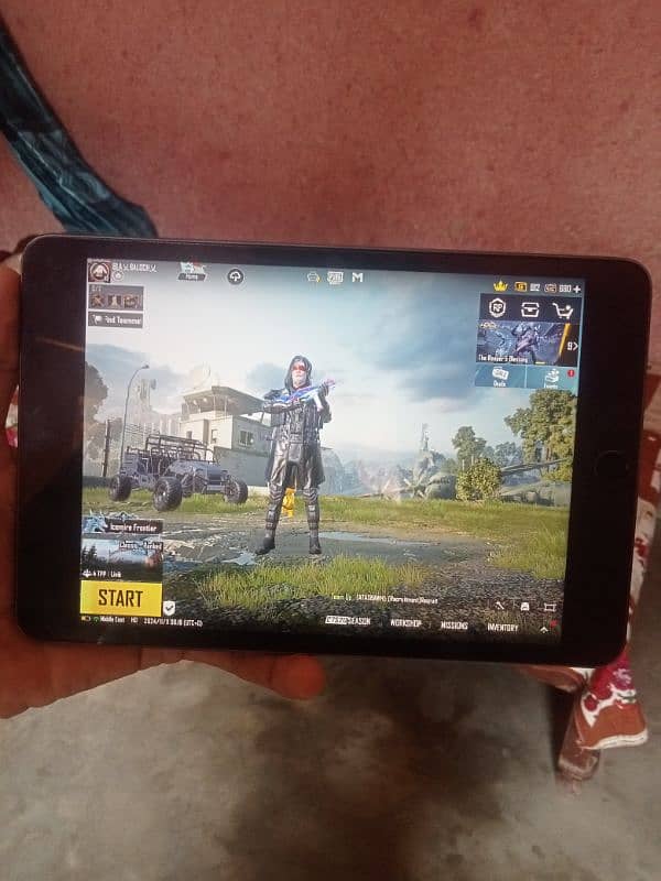 iPad mini 5 best for gaming 64 gb with box charging 03106790615watsaap 3