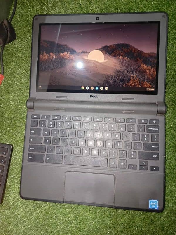 Dell touchscreen laptop Chromebook dell laptop Chrome book 2