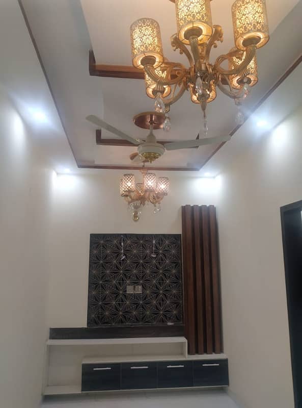 5 MARLA PERFECT LOCATION HOUSE AVAILABLE FOR SALE IN ETIHAD TOWN PHASE 1 0