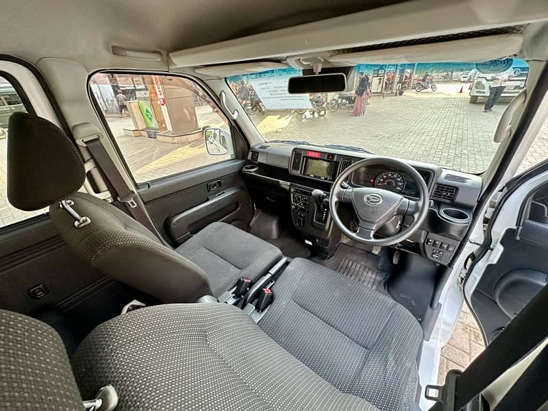 Daihatsu Hijet 2019 10