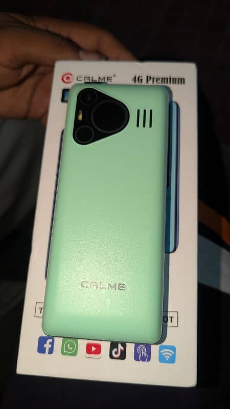 calme 4g premium with touch screen 2/16 7200 mah battery 1