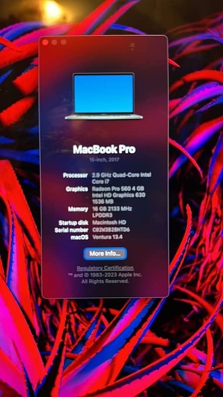 Macbook pro 2017 touchbar 15 inch 2