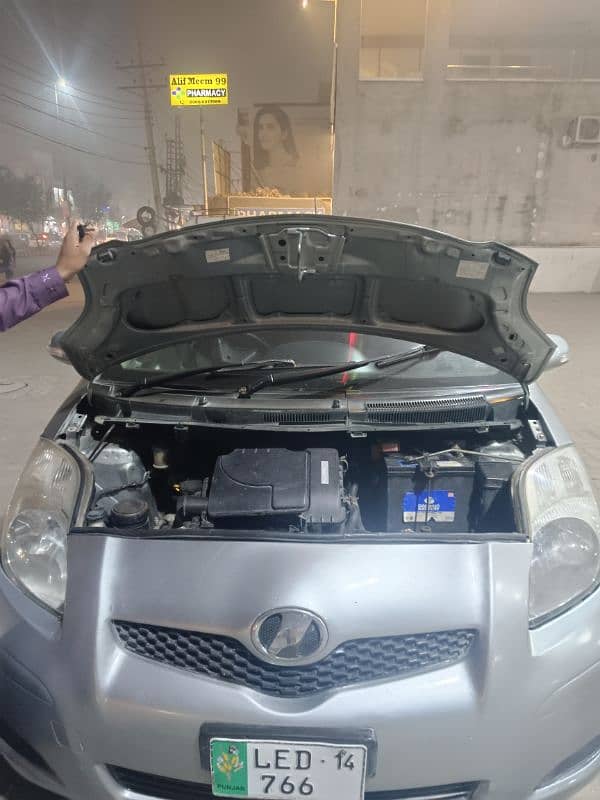 Toyota Vitz 2008 14