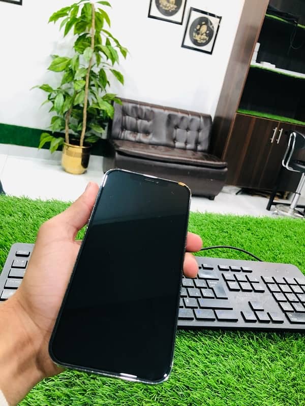 iphone 12 Pro Max Non PTA 128Gb Personal Used 5