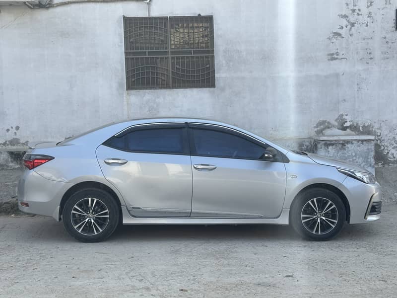 Toyota Corolla Altis 2018 1.6 1