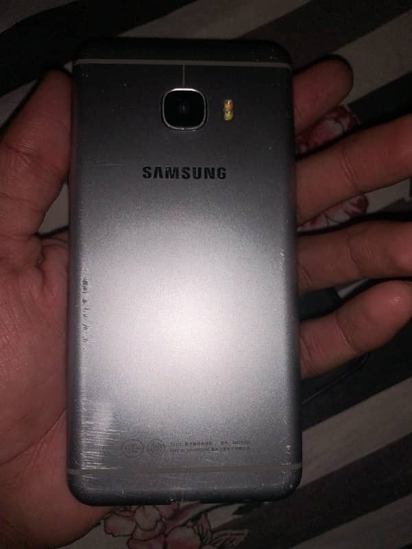 Samsung Galaxy C5 1