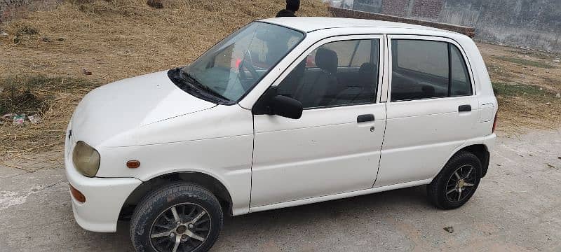 Daihatsu Cuore 2006 model good condition family use car 2