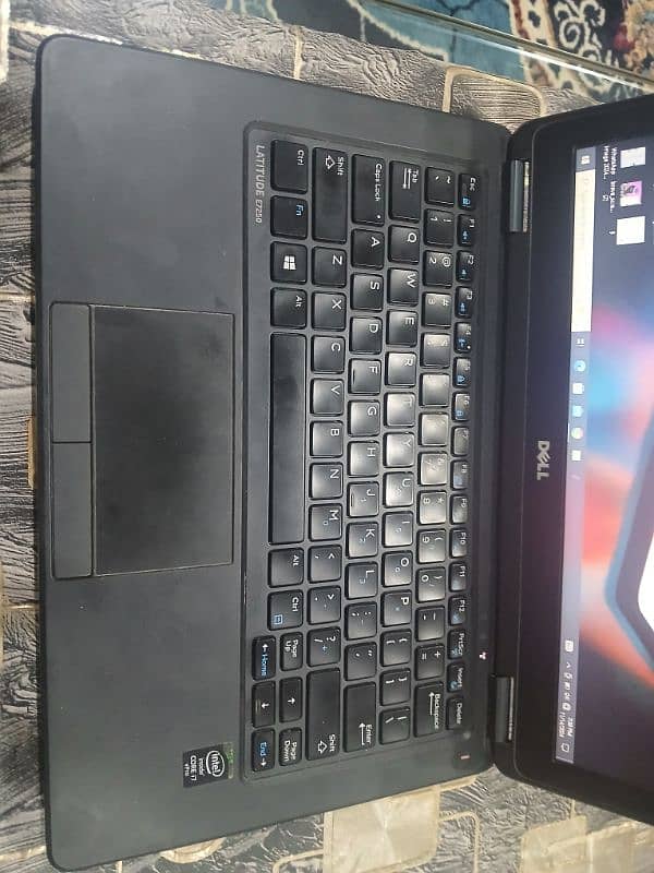 Dell i7 5th generation 8GB RAM 256GB Memory 10