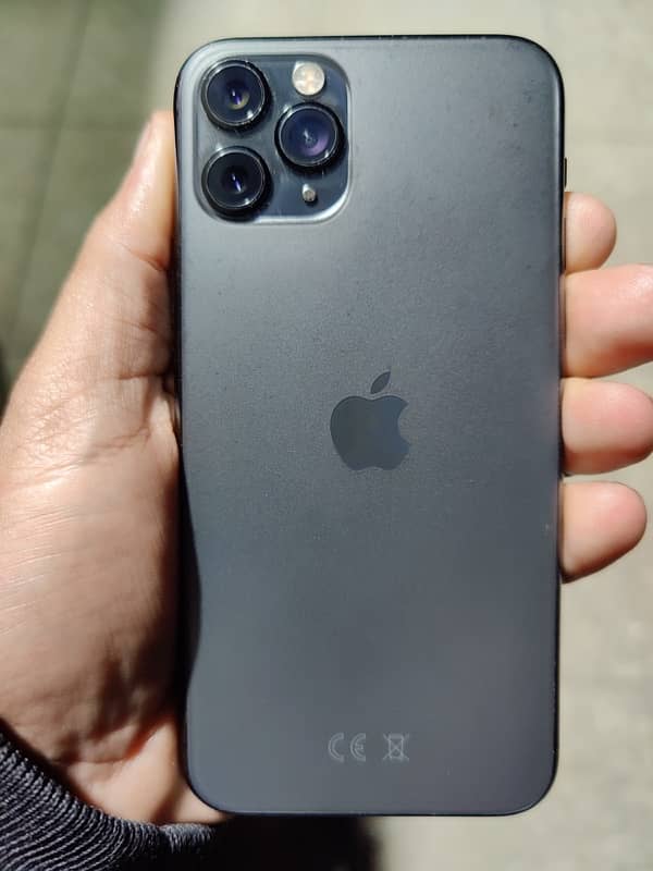 I Phone 11 Pro 0