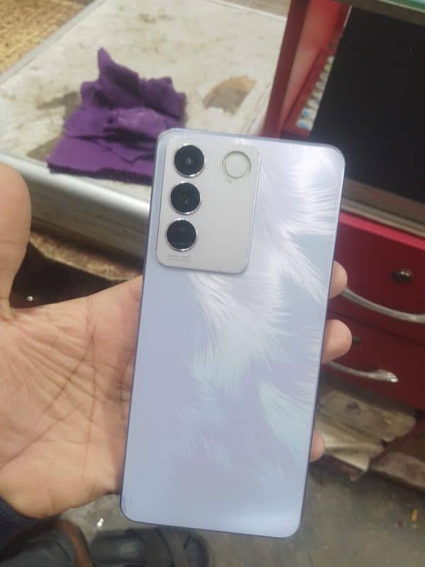 vivo v27e (Lavender) 7