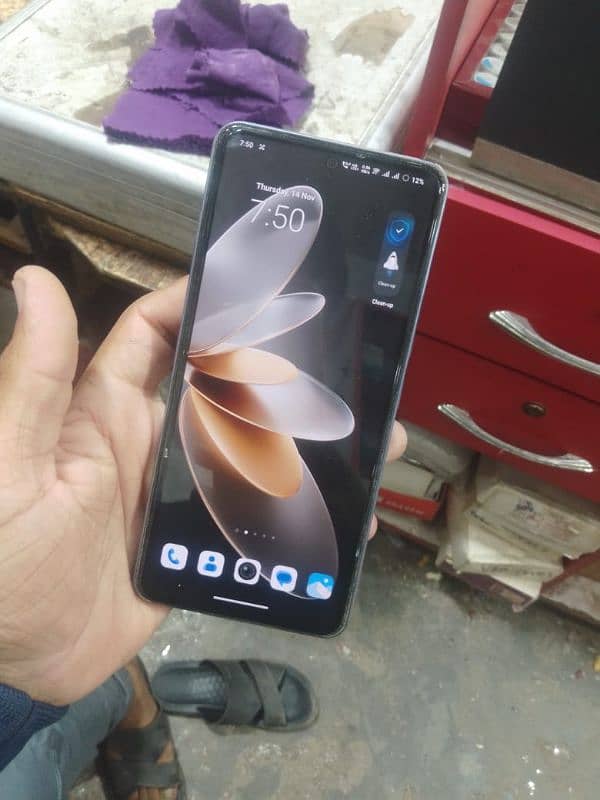 vivo v27e (Lavender) 11