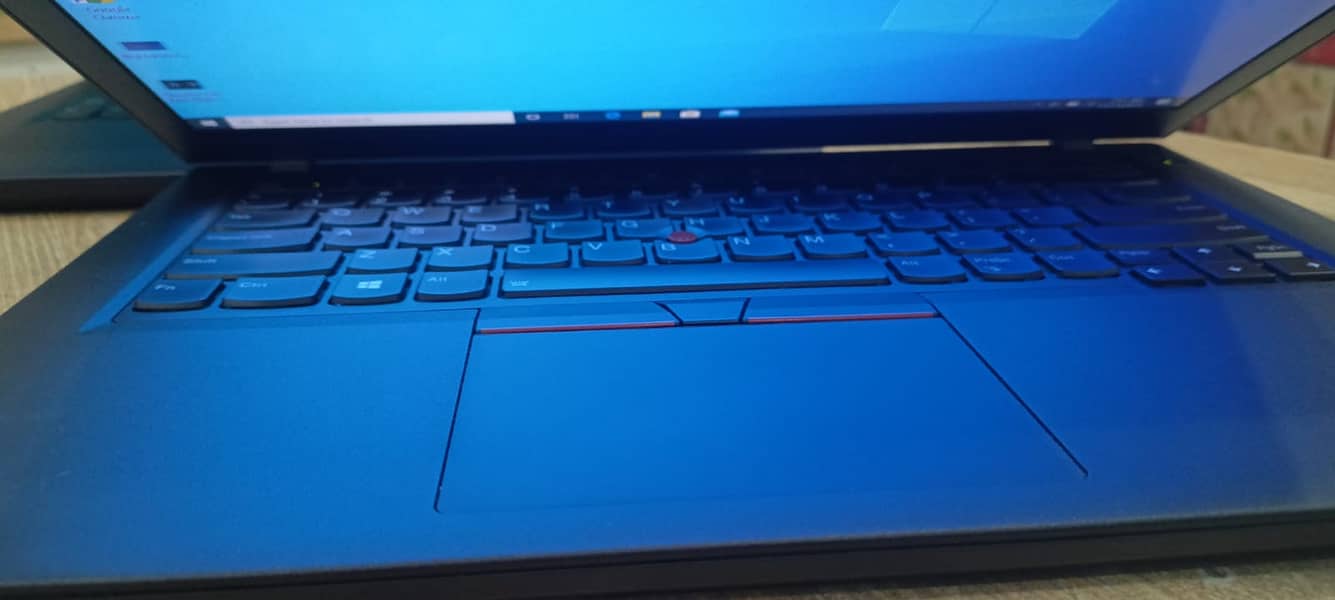 Lenovo T470 Core i5-7th Gen 14"inches 1080P FHD Screen 9