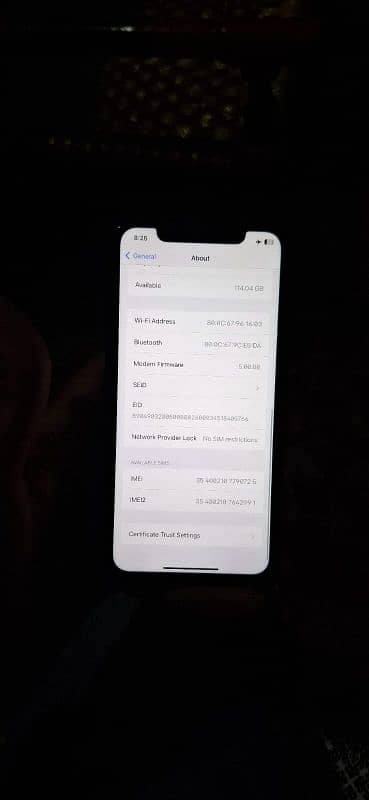 iphone 11 black colour 9