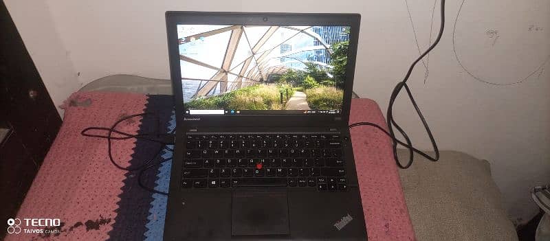 Lenovo Thinkpad X240 i7 4th Generation . 3