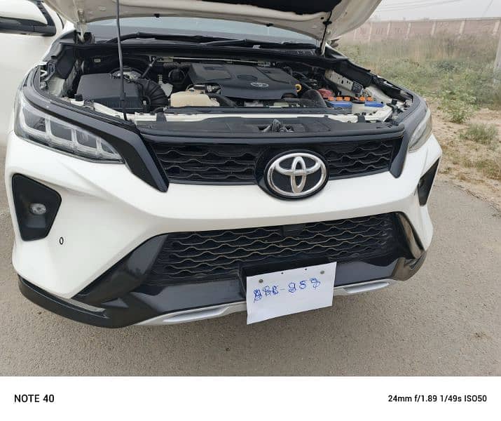 Toyota Fortuner Legender 2023. 10